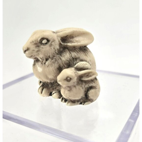 Vintage Resin Rabbit Figurine With Baby Bunny Carved je162 - Picture 1 of 8